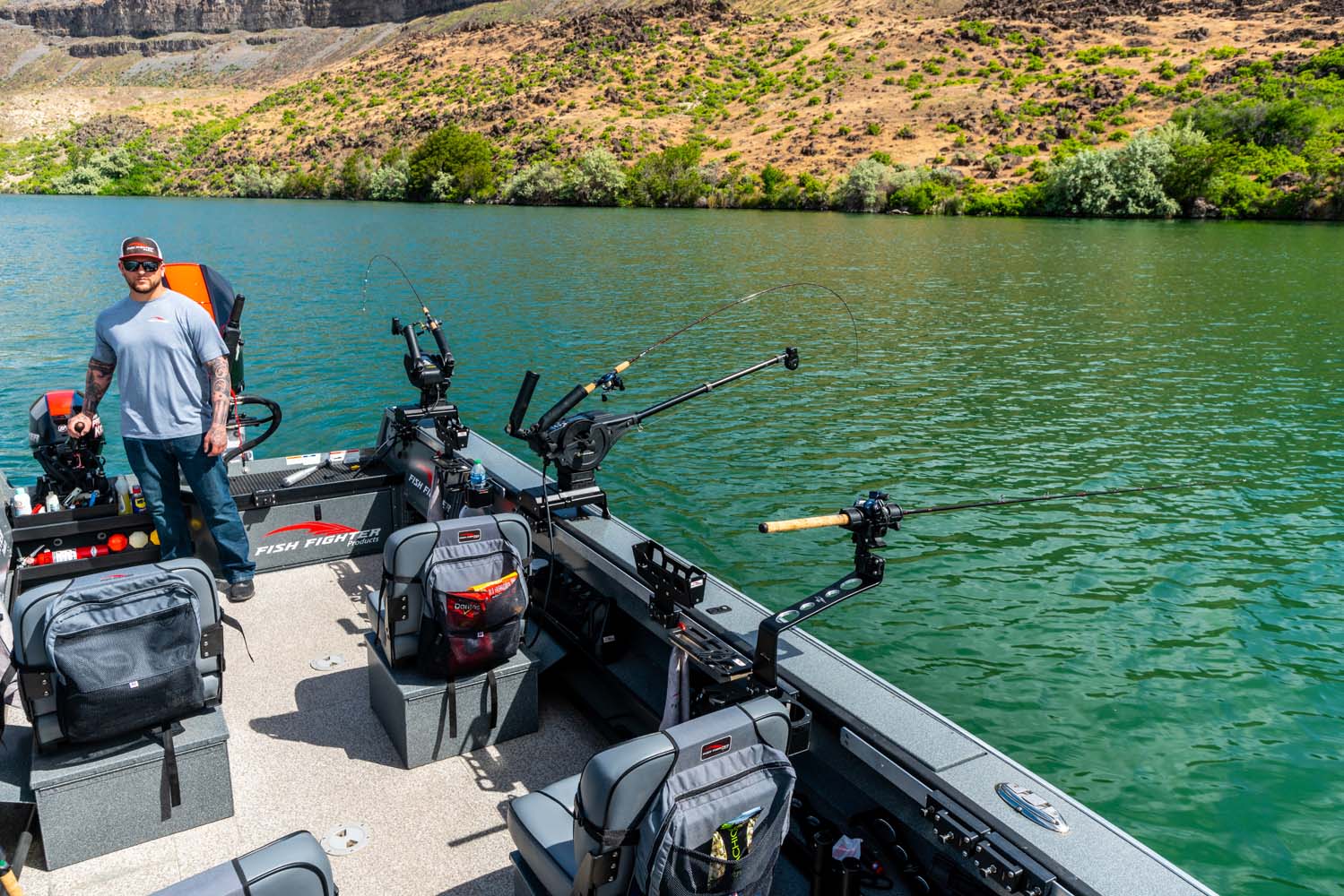 QRS Quick Release™ System Downrigger Mount (Non Sliding Solid Mounting)