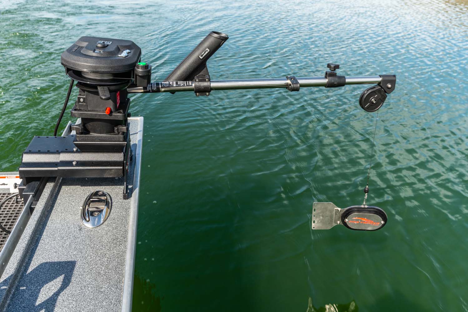 Scotty Downrigger Adaptor Plate