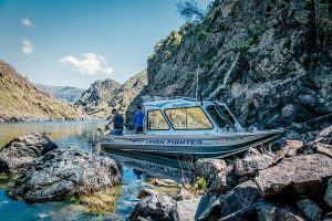 fish-fighter-boat-hells-canyon